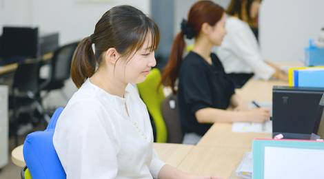 共に働く仲間